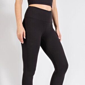 FULL LENGTH CURVY/PLUS BUTTERSOFT LEGGINGS